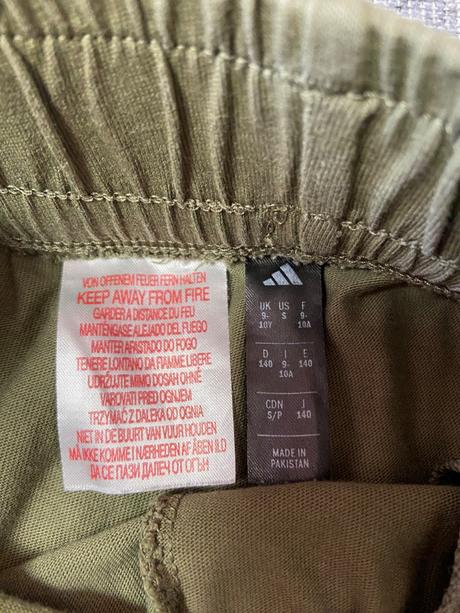 Adidas kraťasy, adidas,140