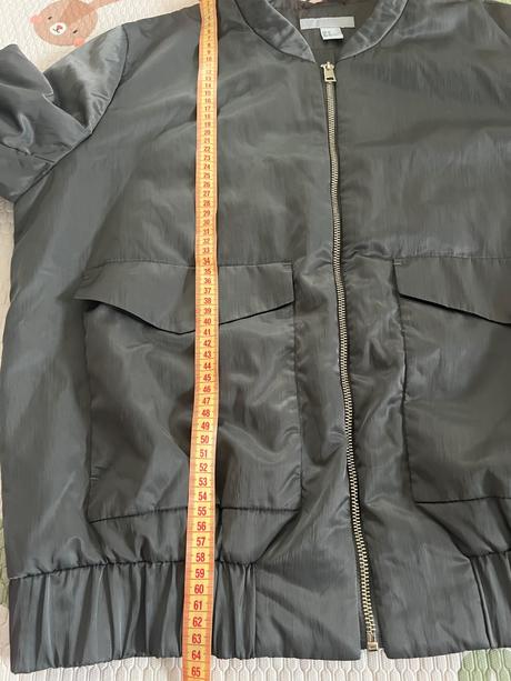 Stylova jarna bombera hm oversize 46, h&m,46