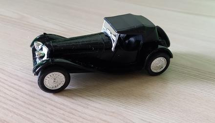 Auto - ss jaguar 100,