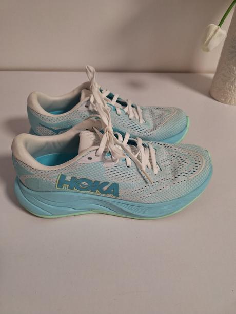 Hoka tenisky, 40