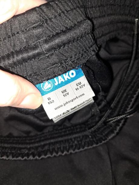 2x futbalove šortky č. 152 jako, 152