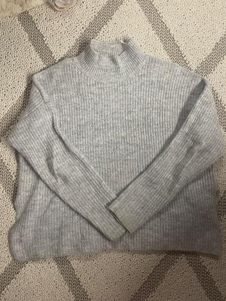 Svetríky, primark,s