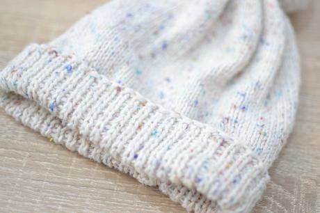 Detská béžová pletená čiapka 110/116, 110