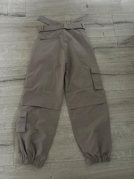 Nohavice, reserved,146