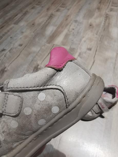 Prechodné topánky, 23