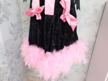 Pakne šaty/maska,čierno/ruzovej farby, 