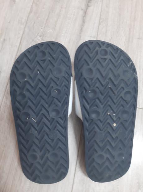 Th šlapky, tommy hilfiger,33