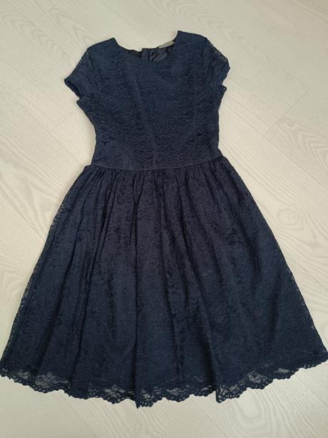 Tmavomodré krajkove šaty, pepco,158