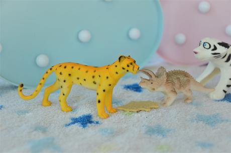 Safari figúrky+dinosaurus,