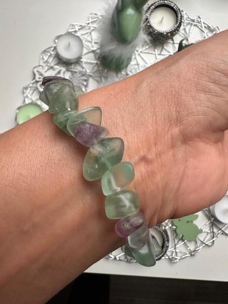 Ručne vyrábaný náramok fluorit so zámerom pre vás, 