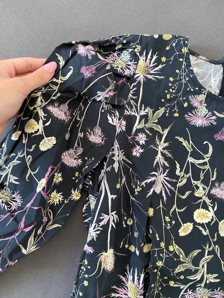 Kvietkovaná blúzka, reserved,34