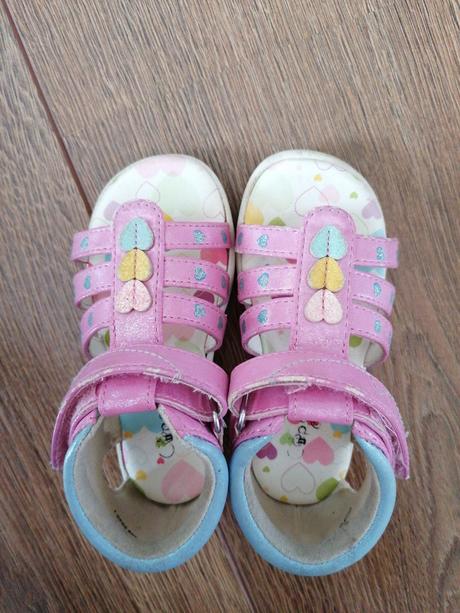 Dievčenské sandale, cupcake,24