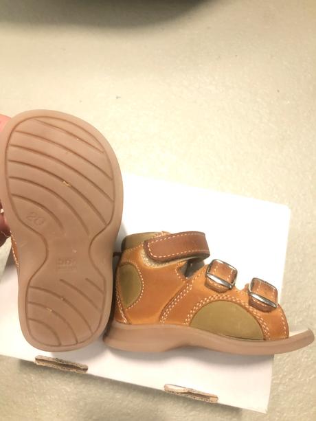 Kožené papuče, tripos,20