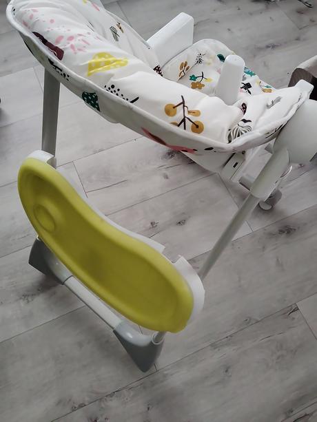 Detská jedálenská stolička,