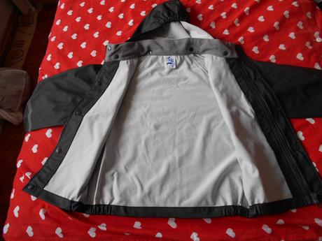 Bunda do dažďa, 98