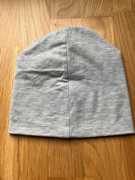 Prechodna ciapka futbal, h&m,110