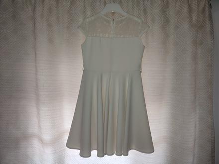 Slávnostné šaty, 128