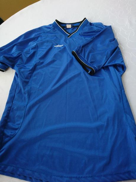 Dres umbro , xl