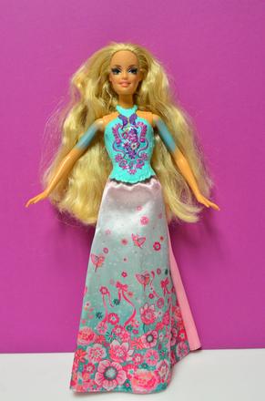 Barbie bábika, 