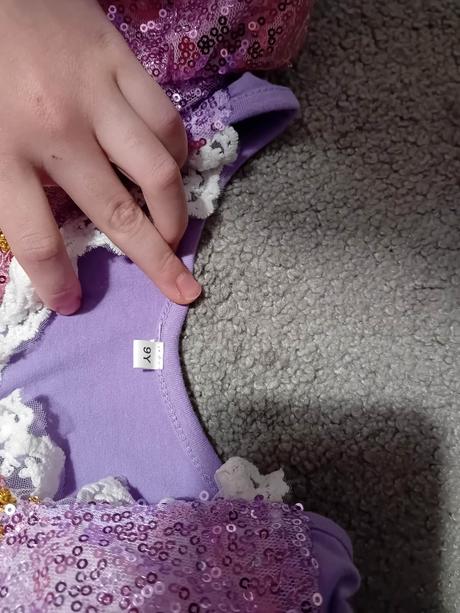 Šaty princeznej rapunzel,