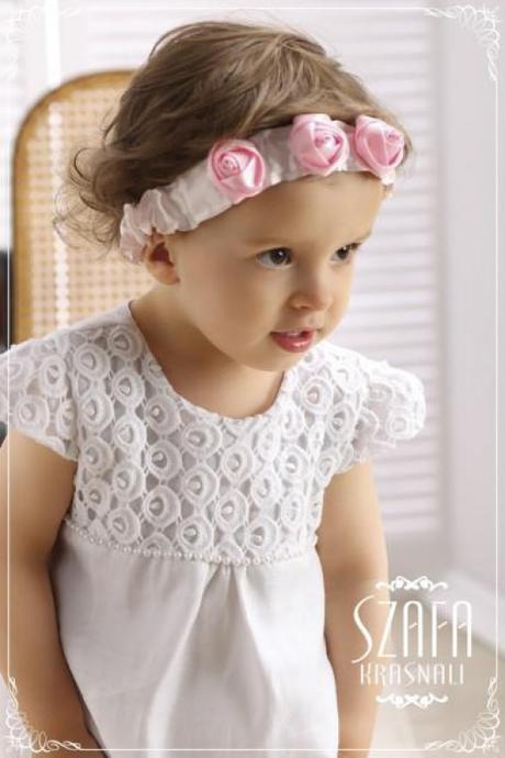 Čelenka k slávnostným šatám s ružovými kvietkami,