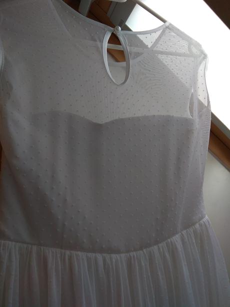 Spoločenské šaty, 38