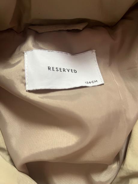 Dlhá bunda reserved, reserved,134