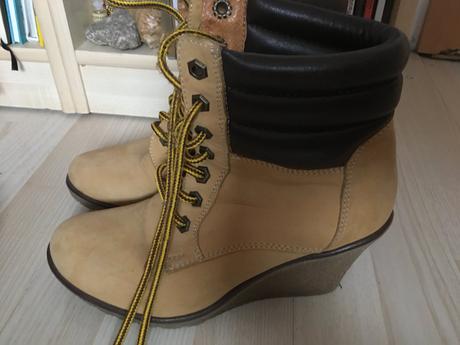 Kožené kotníkové čižmy na platforme zn. wojas, 37