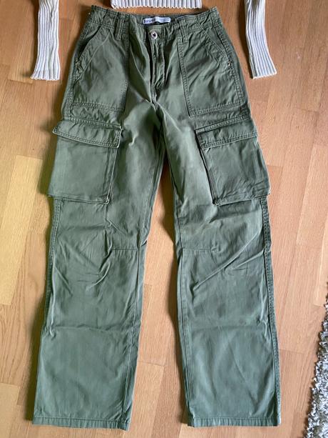 Zara rolák a nohavice bershka, zara,xs