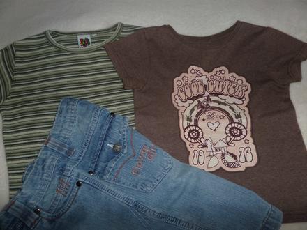 Rifľové šortky + 2 tričká, 122–134