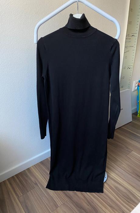 Dámske úpletové šaty veľkosť xs, zn. vila, xs