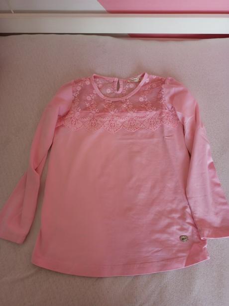Ružové tričko, 140