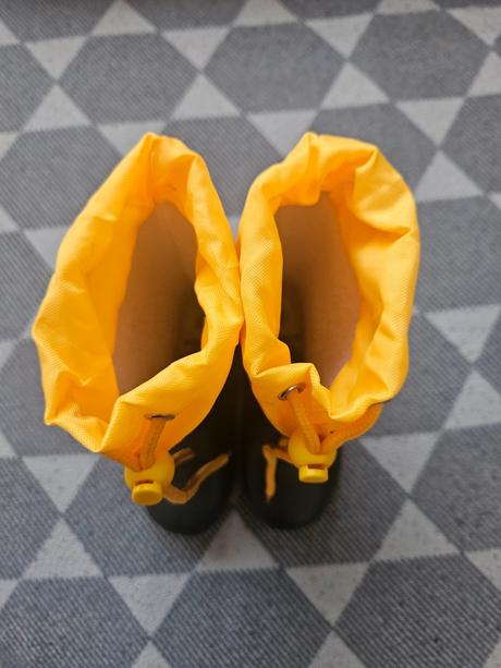 Gumáky coqui, coqui,25