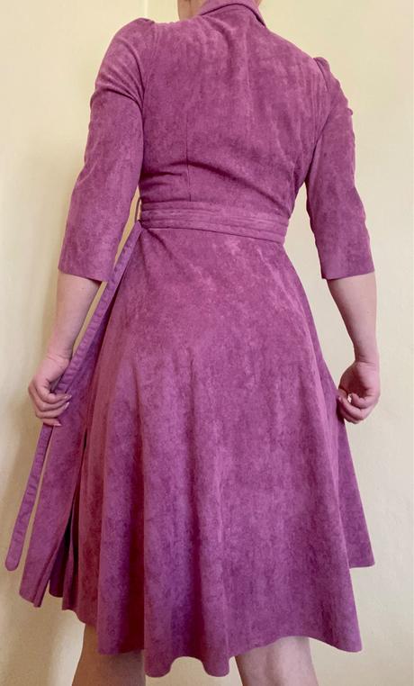 Reserved semisove saty s opaskom, reserved,38