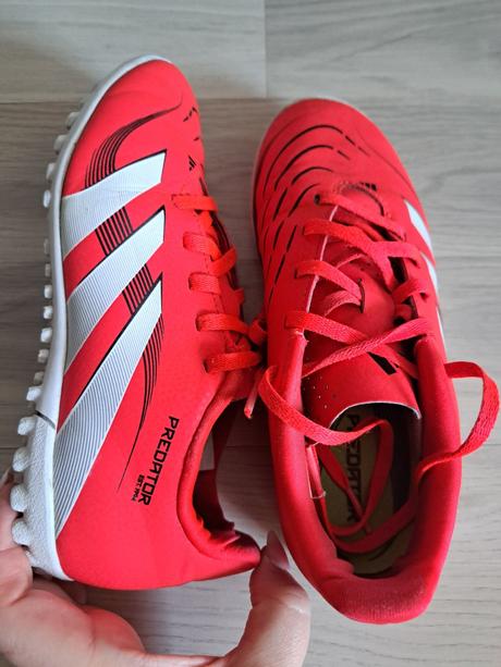 Adidas predátor kopačky tarify 34, adidas,34