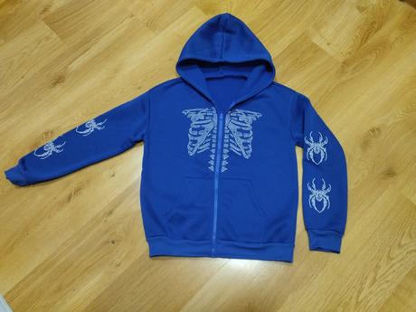 Mikina na zips s aplikáciou kostry, s