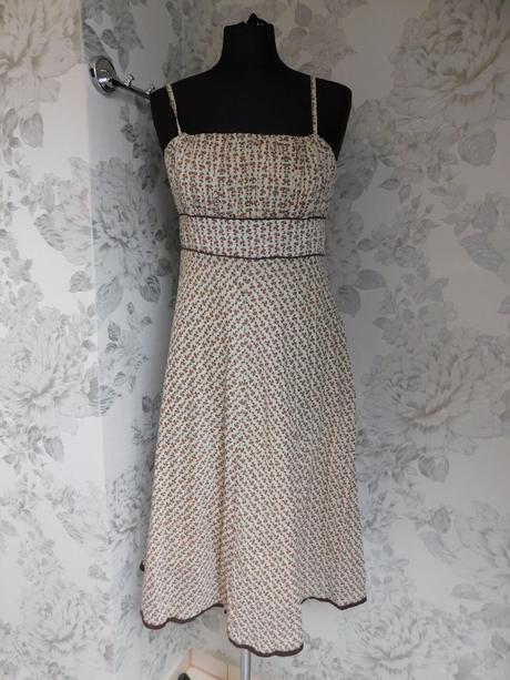 Kvalitne letne šaty, 38