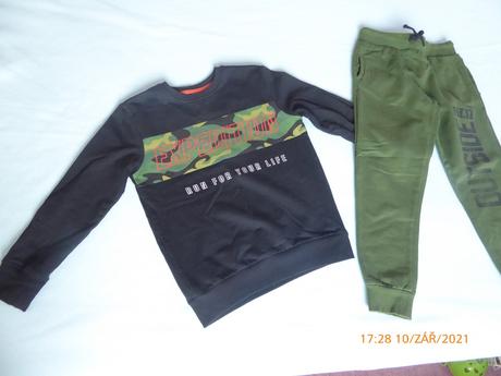 Nová mikina, čierna so zeleným vzorom,134, 134