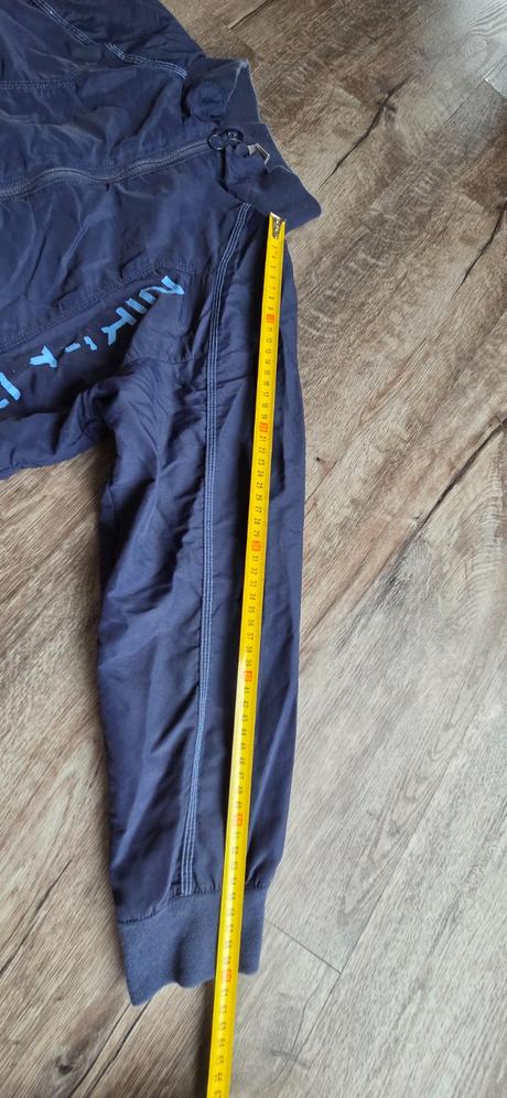 Sustakova bunda nike +1 gratis, nike,140