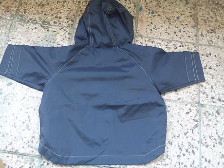 Šušťaková bundička s kapucnou, 68