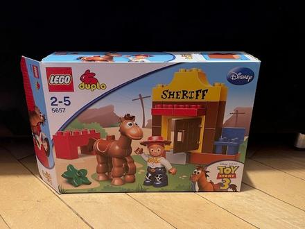 Lego duplo 5657 - toy story jessie v akcii, 