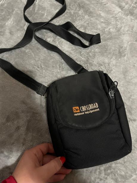 Crossbody, 