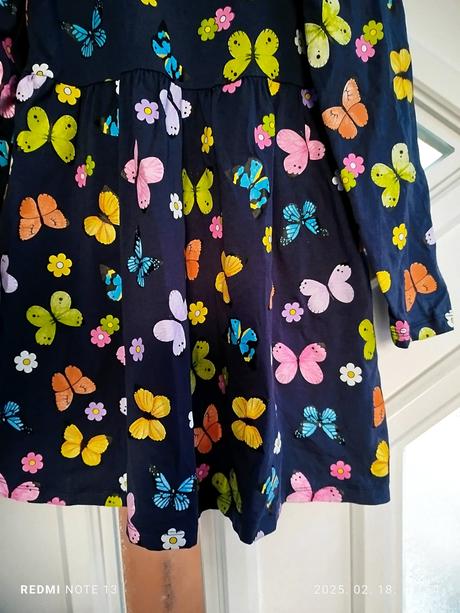 Krásne šaty, kugo,128