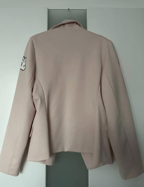 Sako s aplikáciami, m