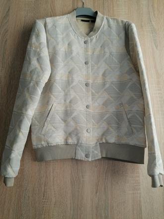 Nepodšitá bomber bundička, esmara,s