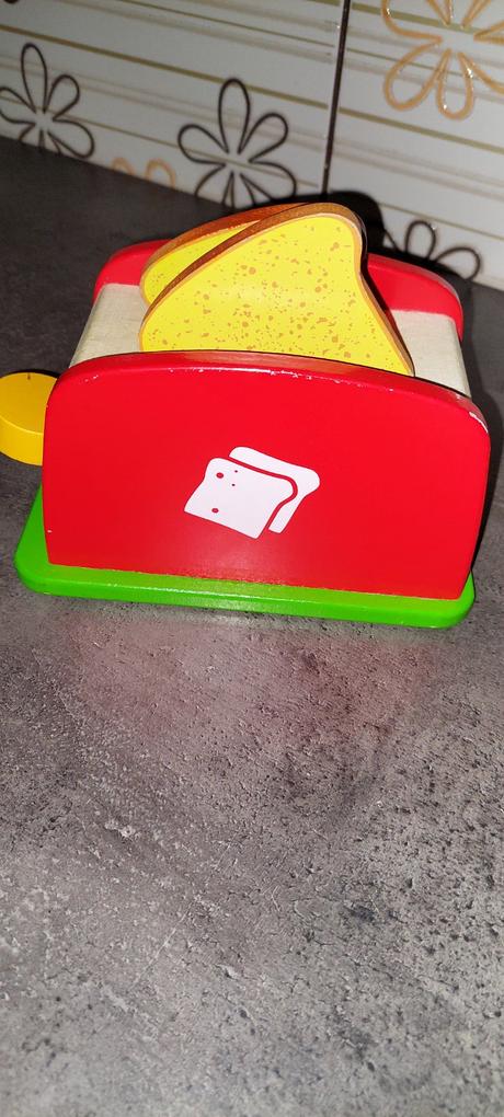 Drevené hračky kávovar a hriankovač, 