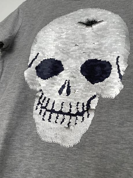 Tričko s lebkou, chapter young,158