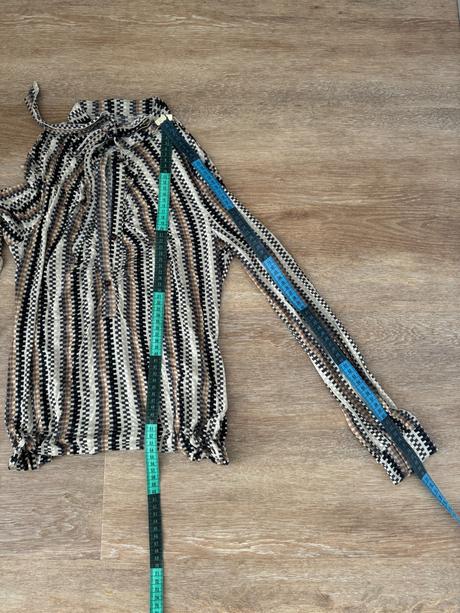 Zaujímavý kúsok zara, zara,xs