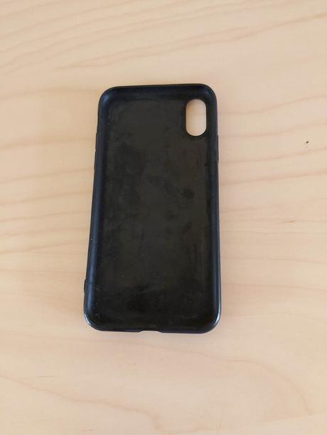 Puzdro na mobil s menom anna, apple