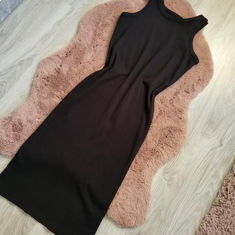 S priliehavé midi saty, s